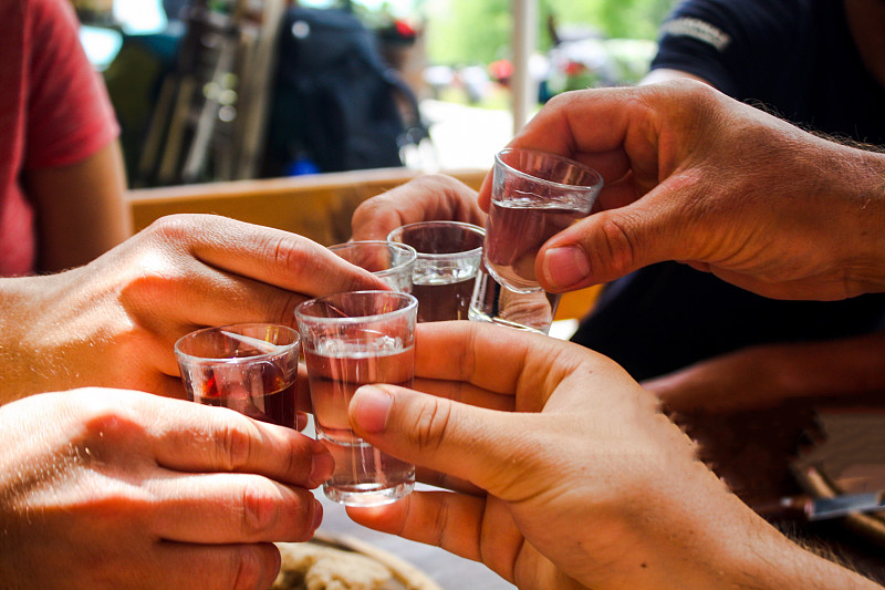 文明飲酒 | 遠(yuǎn)離不良的“酒桌文化”！